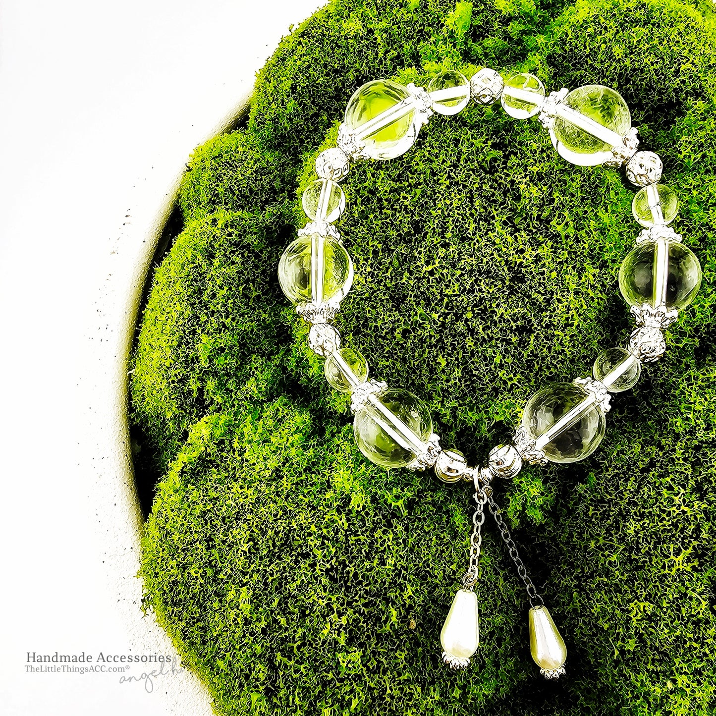 “Clear Eyes” — Pure Quartz Bracelet with Silver Touch