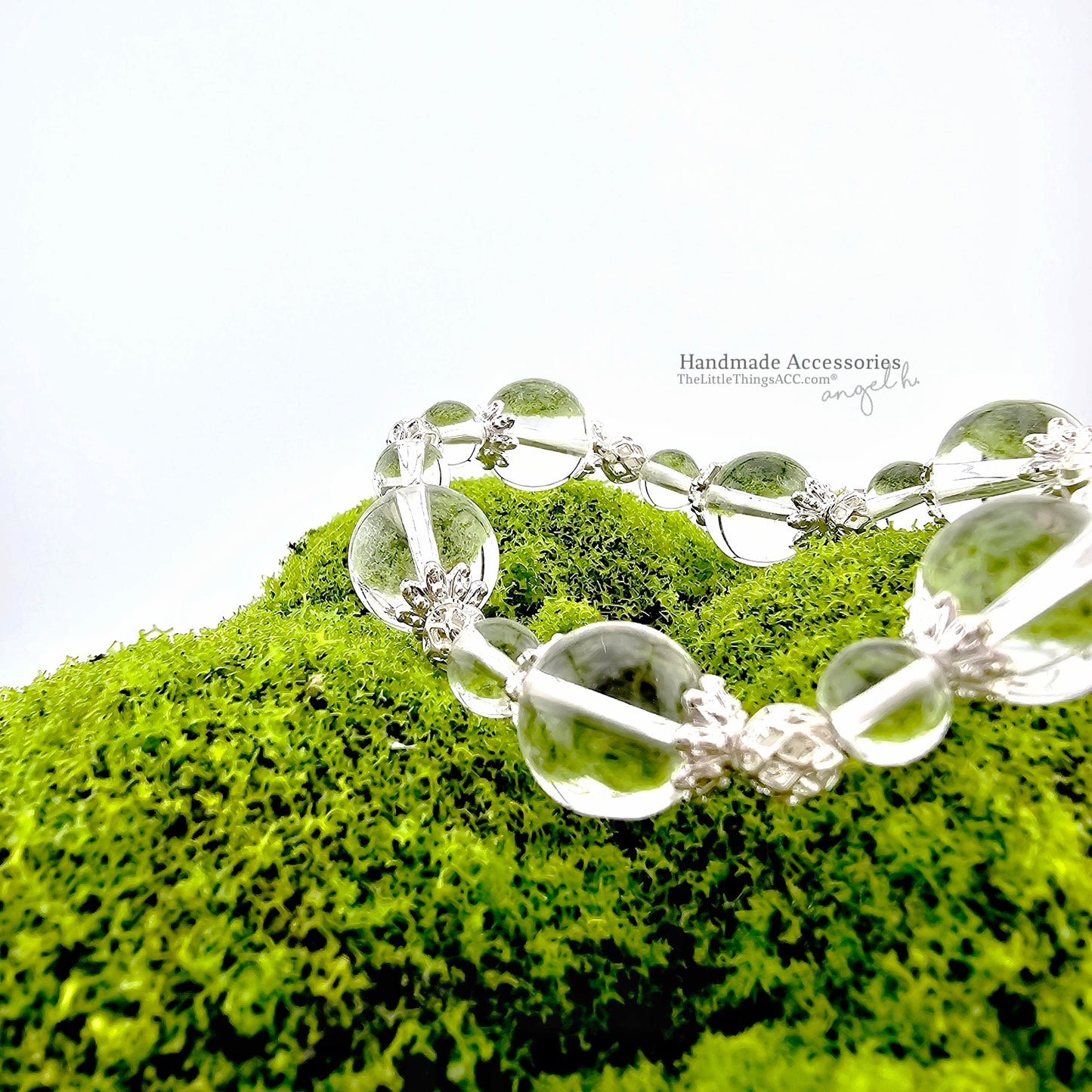 “Clear Eyes” — Pure Quartz Bracelet with Silver Touch