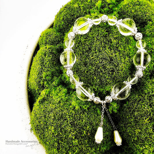 “Clear Eyes” — Pure Quartz Bracelet with Silver Touch